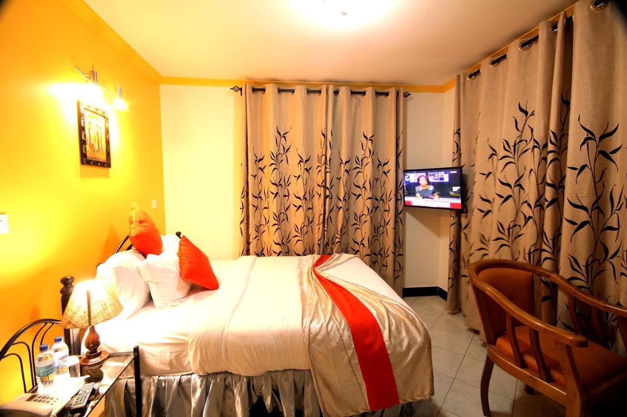 Crest Safari Lodge Bed And Breakfast Arusha Exterior photo