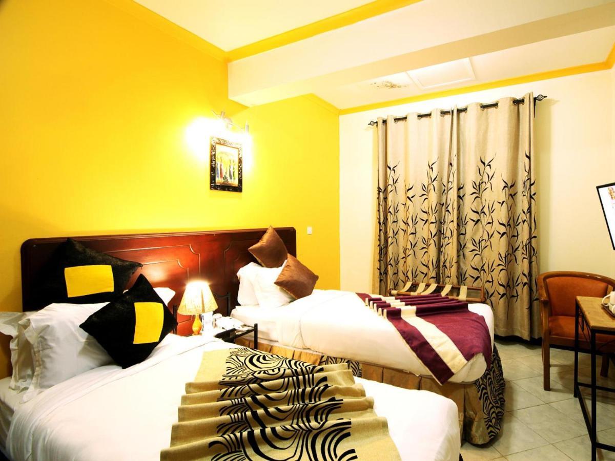Crest Safari Lodge Bed And Breakfast Arusha Exterior photo